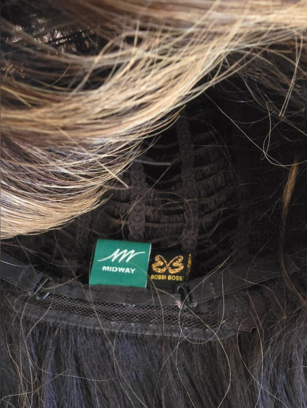 Bobbi Boss Women's Layered Synthetic Wig with Brown Base and Blonde Highlights - Picture 7 of 7